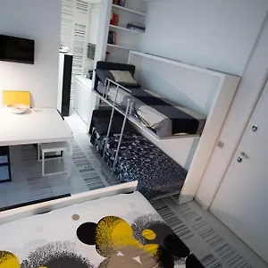 Apartamento Stylish Mini In The Heart Of Milano, Milán