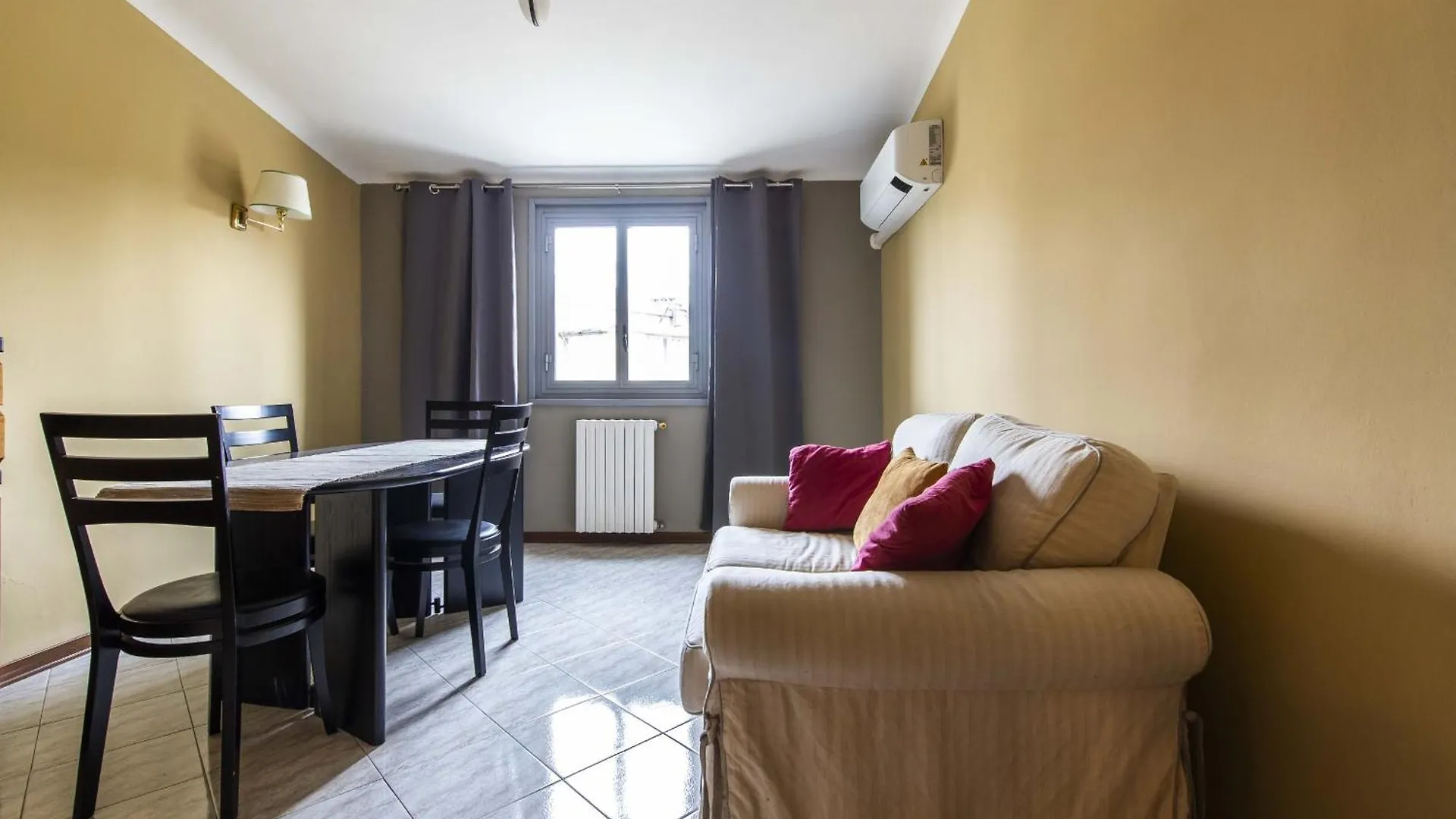 Castelfidardo 8 Apartment Milan 0*,  Italy